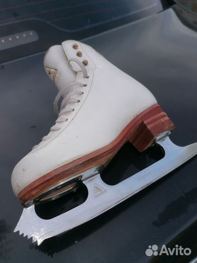 Коньки для фигурного катания jackson