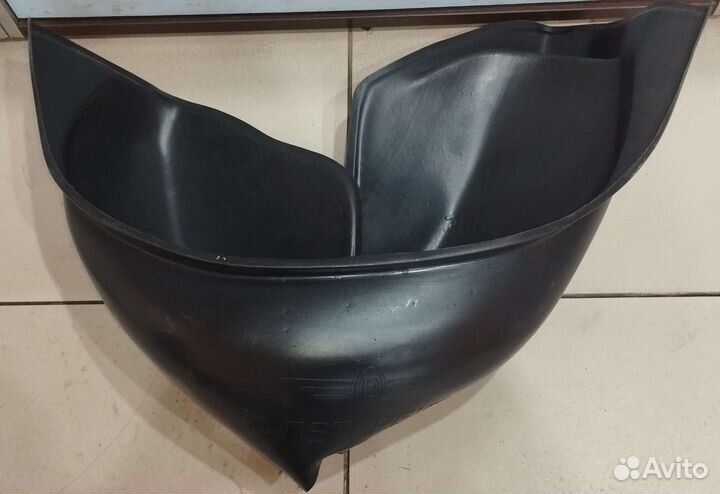 Подкрылок задний правый Lads 2115