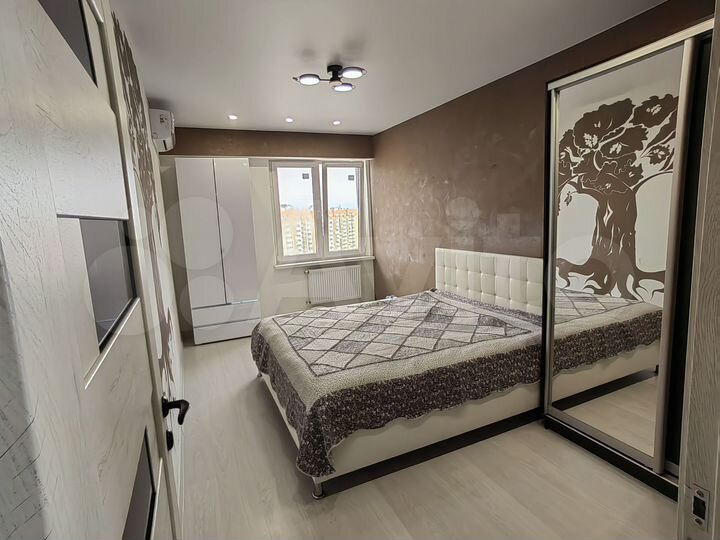 Комната 22 м² в 3-к., 17/17 эт.