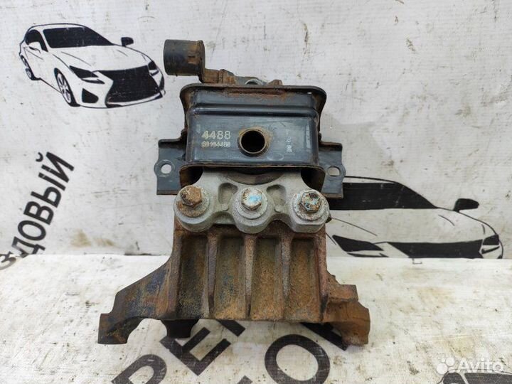 Кронштейн двигателя Chevrolet Cobalt