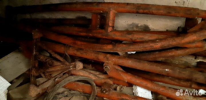 Подъемник-кантаватель