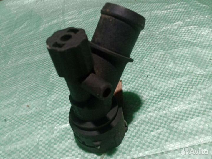 Фланец системы охлаждения Audi A3 8L