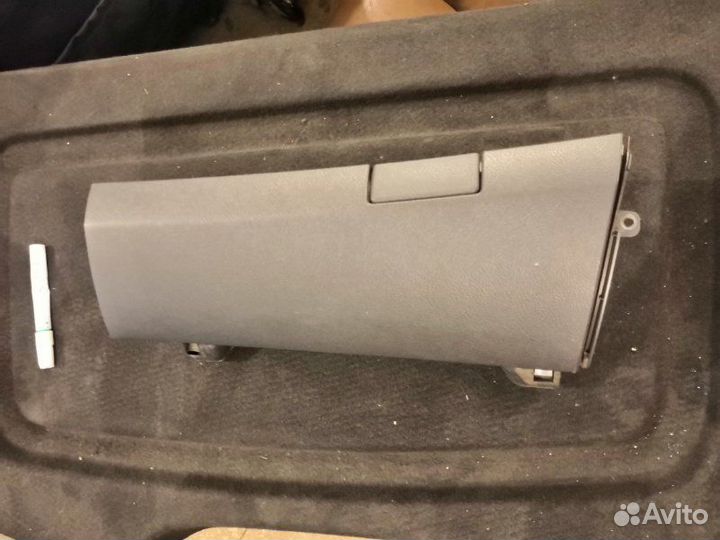 Бардачок Toyota Corolla E150 1.6 1ZR-FE 2008