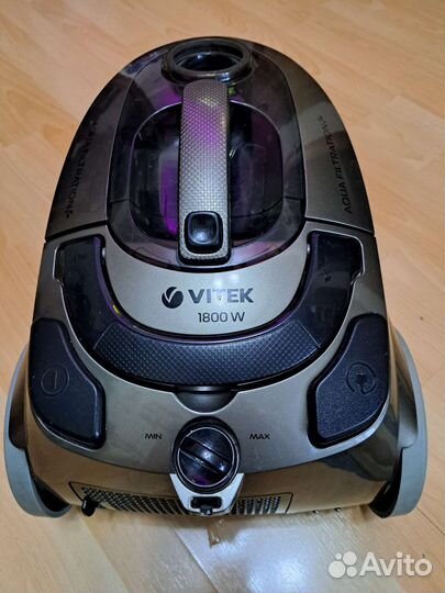 Пылесос Vitek VT 1838 SR. 1800 400 Вт