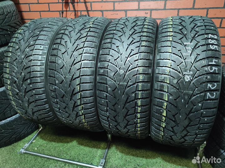 Toyo Observe G3-Ice 285/45 R22 114T