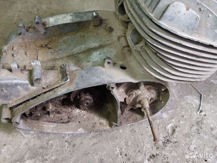 Двигатель на мотоцикл иж