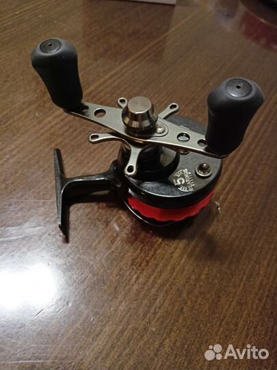 Катушка мультипликаторная Lucky John maiko 6.5см