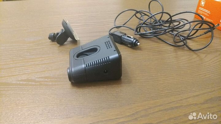 Видеорегистратор с радар детектором Mio MiVue i85