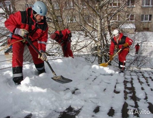 Очистка крыш от снега, наледи, сосулек
