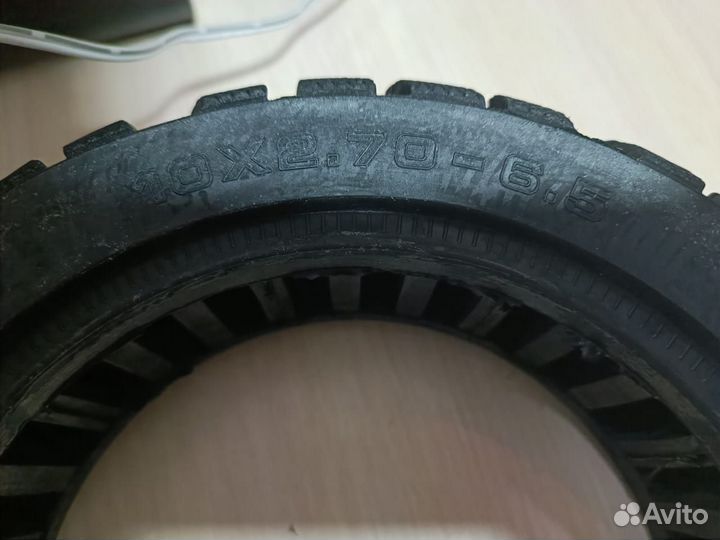 Бескамерная покрышка 10x2.70-6x5 (85/65-6.5)