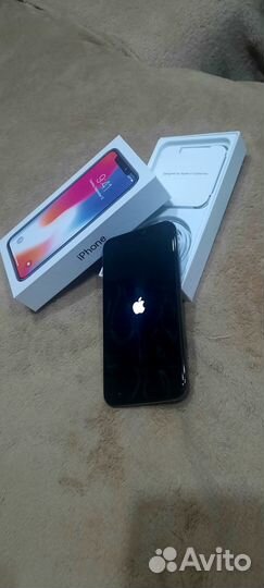 iPhone X, 64 ГБ