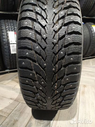 Nokian Tyres Hakkapeliitta 9 SUV 225/60 R17 103T