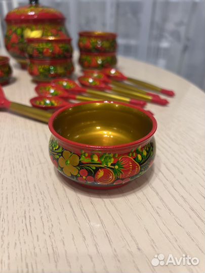 Набор посуды хохлома