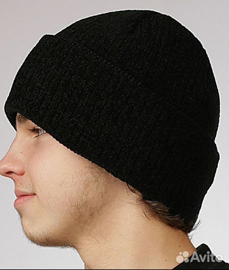 Новая. Зима.Мужская шапка