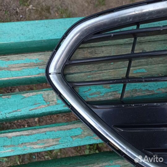 Решетка бампера ford Mondeo