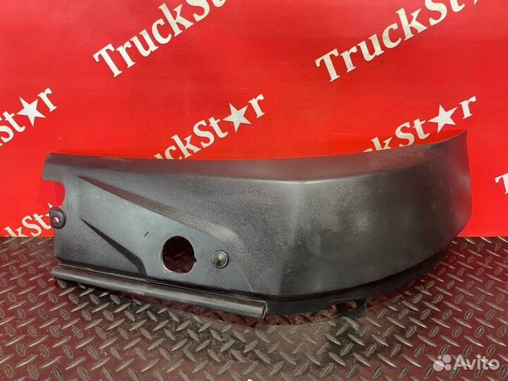 Угол жабо левый Renault T