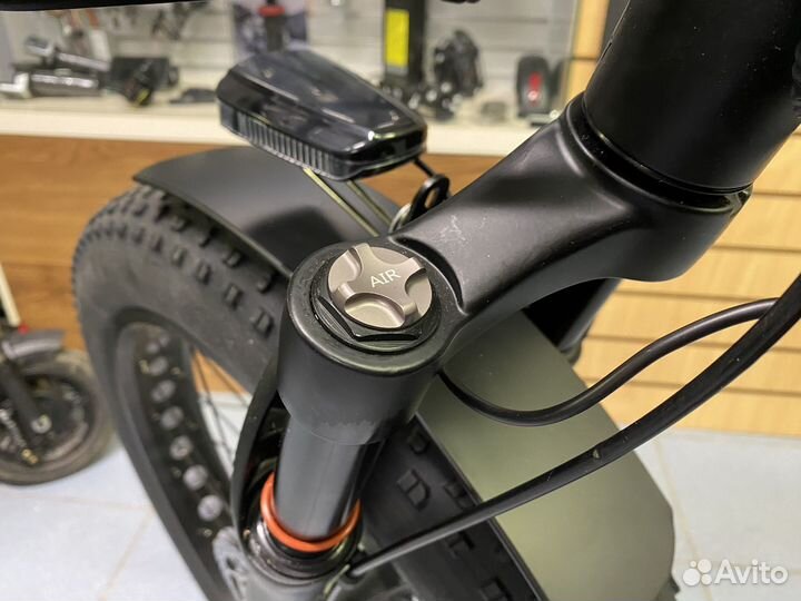 Трехколесный электровелосипед Minako Trike