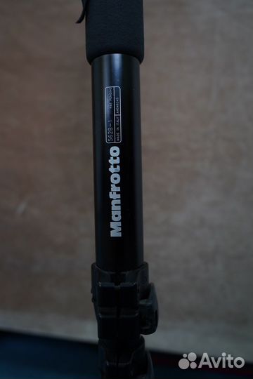 Монопод Manfrotto 562B-1. В отличном состоянии