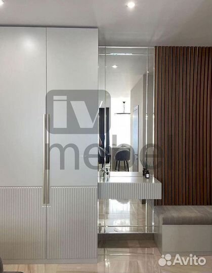 Встраиваемый шкаф