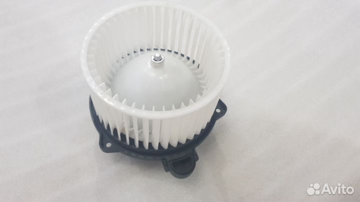 Hyundai/Kia 97113-2E060 Вентилятор отопителя