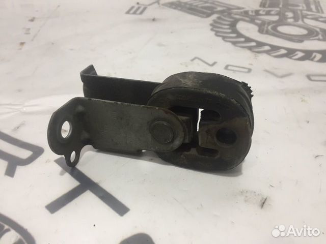 Крепление глушителя Audi A4 (B8, 8k2) 2007-2015