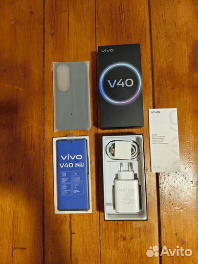 Vivo V40, 12/512 ГБ