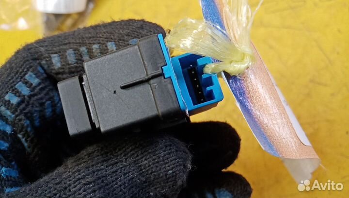 Кнопка многофункциональная Range Rover Velar