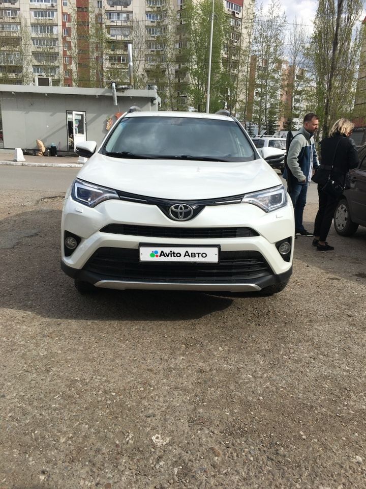 Toyota RAV4: фото владельца