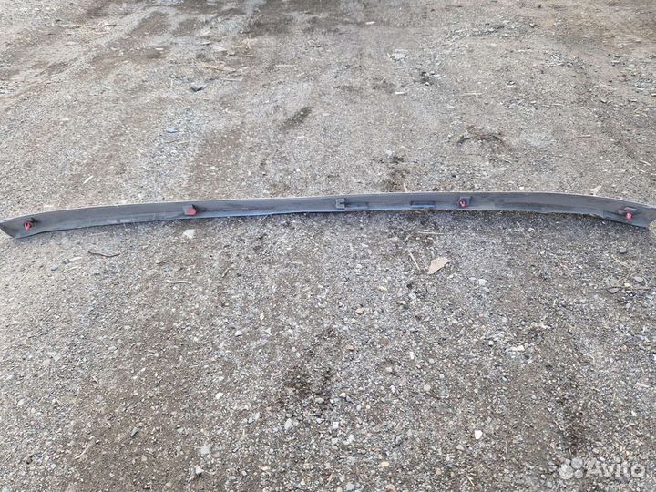 Накладка двери Nissan wingroad whny11