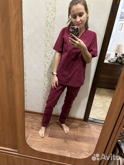 Медицинский хирургический костюм