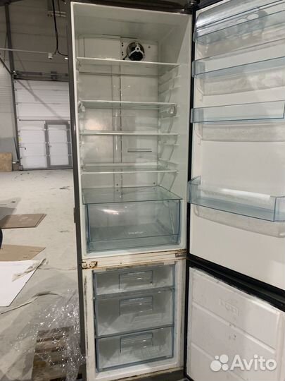 Холодильник бу Electrolux