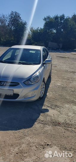 Hyundai Solaris 1.6 AT, 2012, 194 000 км