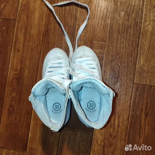 Коньки фигурные