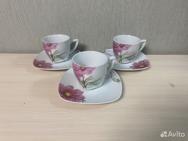 Чашки с блюдцем