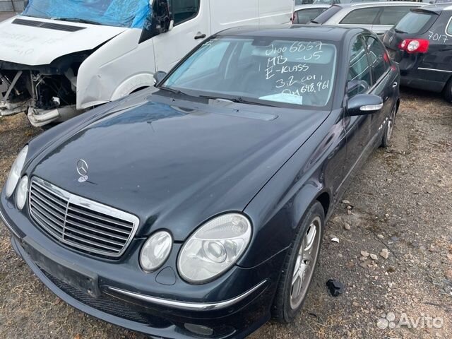 Патрубок радиатора верхний Mercedes-Benz W211 E320