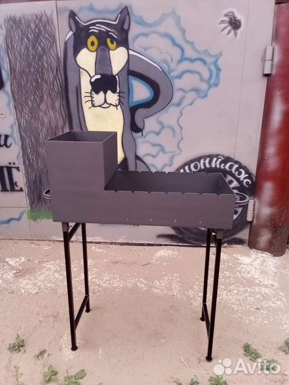 Мангал с дровником