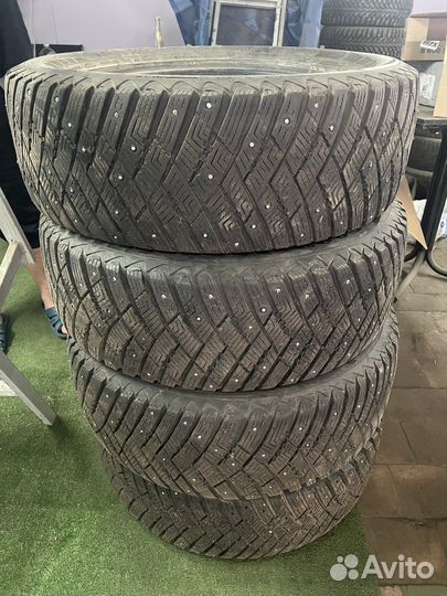 Goodyear UltraGrip Ice Arctic SUV 255/60 R18 112T