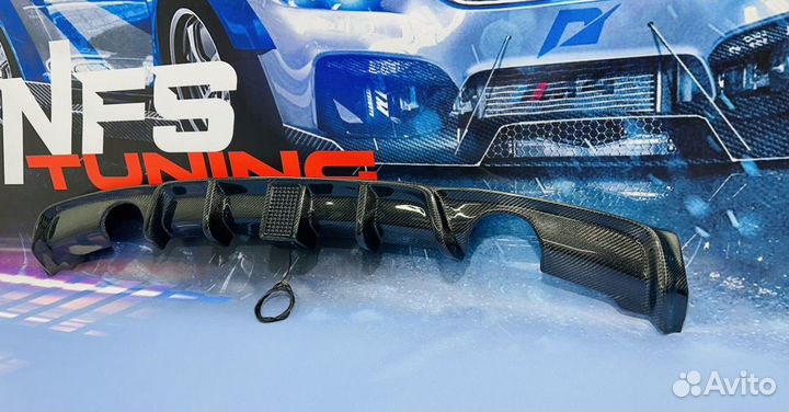 Карбоновый диффузор на BMW F30 со стопом 1/1