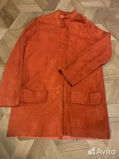 Замшевый пиджак Escada