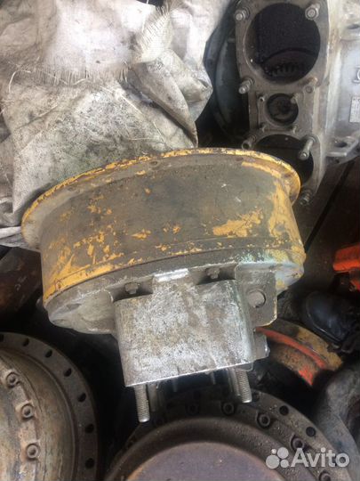 Промежутка(ром) для экскаватора эо-4225