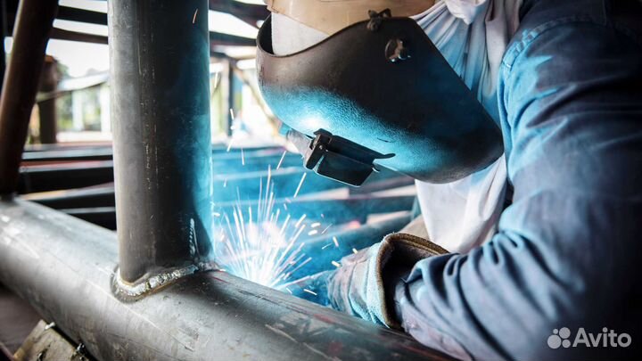 Сварщик п/а Вахта