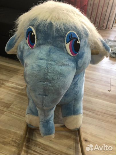 Слон -качалка в хорошем состоянии