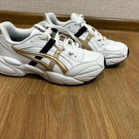 Кроссовки asics gel