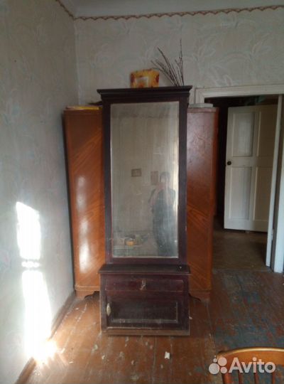 Продам старинное трюмо