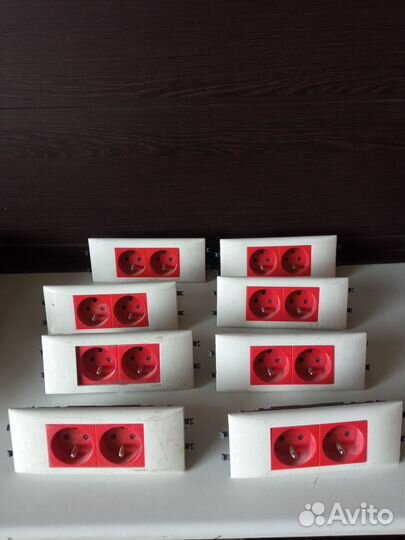 Розетки legrand