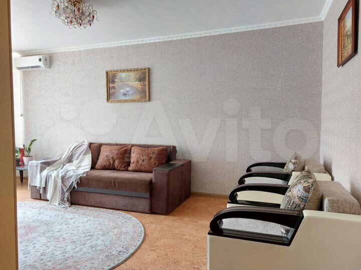 2-к. квартира, 60 м², 3/9 эт.