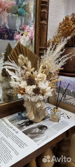 Стабилизированные цветы в кашпо