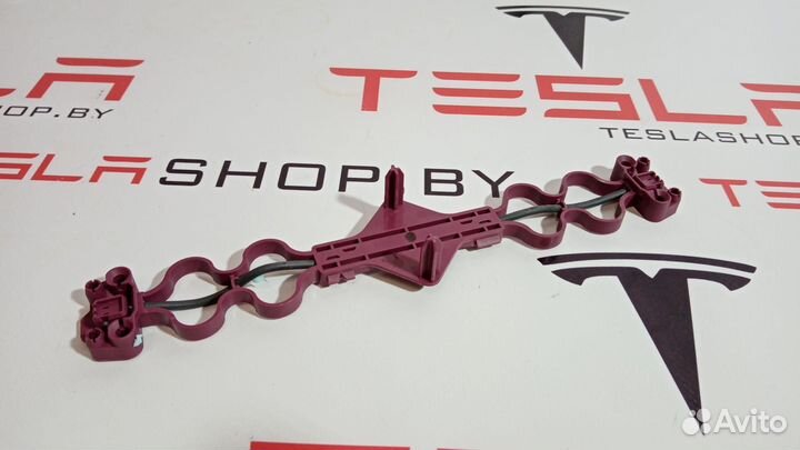 Разъем низковольтный Tesla Model 3 2019 1492754-2