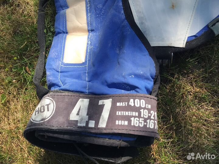 Парус для виндсерфинга