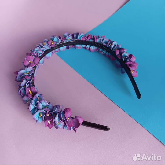 Ободок для волос с цветами